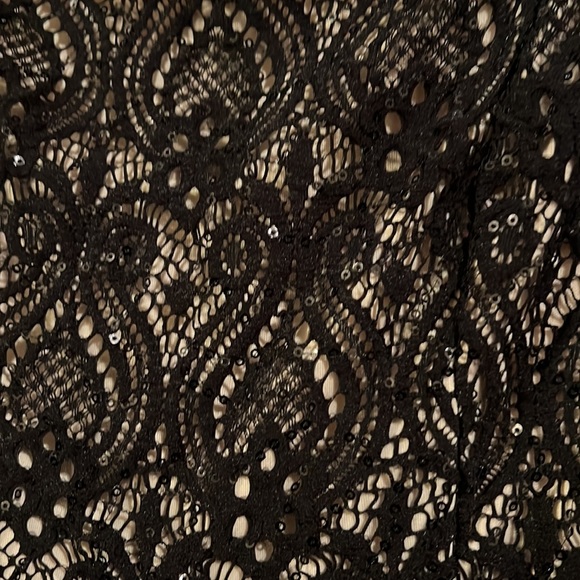 BLACK LACE DRESS - Picture 2 of 2